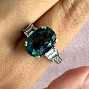 sterling silver oval-cut blue topaz ring size 9.75